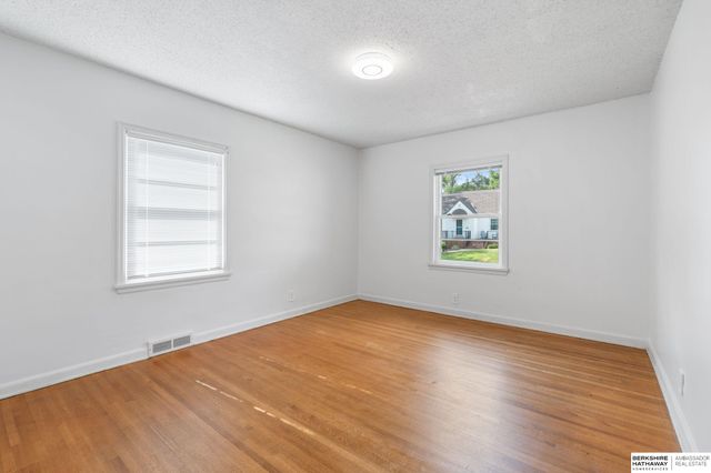 6335 William Street, Omaha, NE 68106