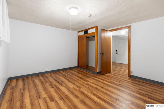 6335 William Street, Omaha, NE 68106