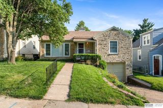 6335 William Street, Omaha, NE 68106
