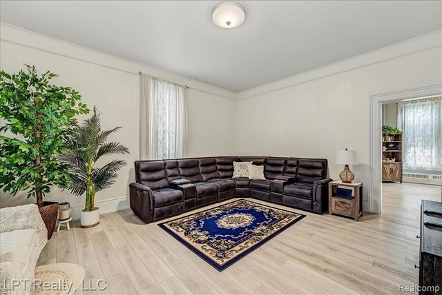 206 N Macomb Street, Monroe, MI 48162