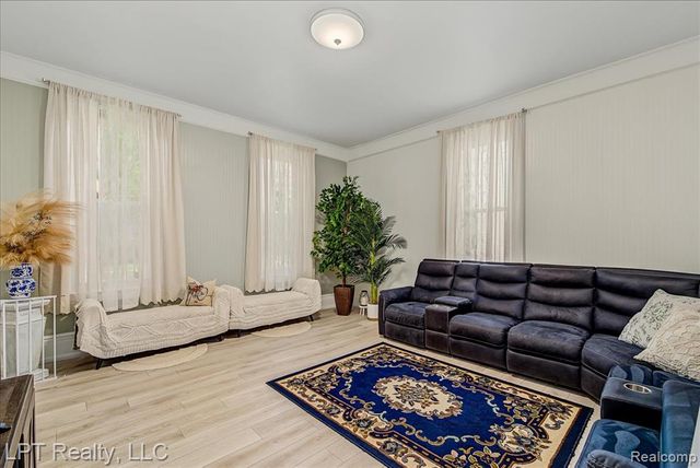 206 N Macomb Street, Monroe, MI 48162