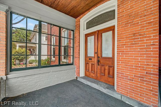 206 N Macomb Street, Monroe, MI 48162