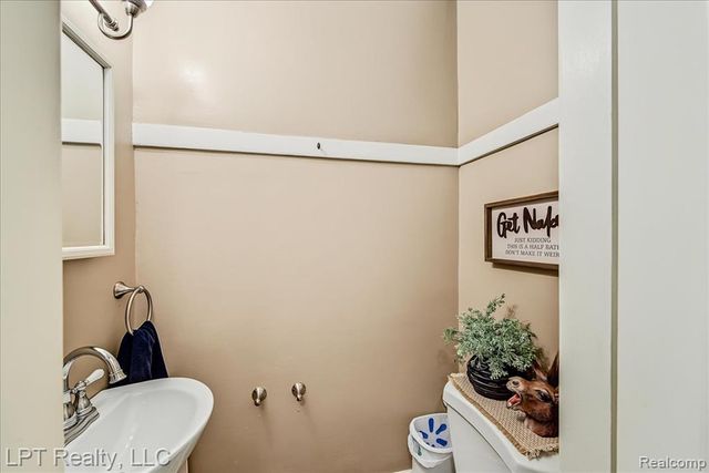 206 N Macomb Street, Monroe, MI 48162