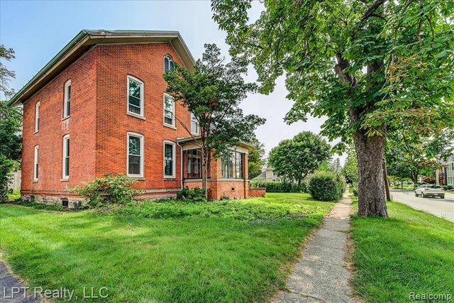 206 N Macomb Street, Monroe, MI 48162