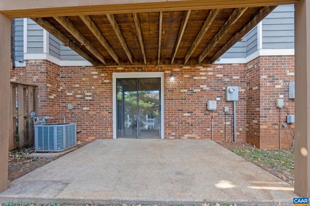 1265 MAPLE VIEW DR, Charlottesville, VA 22902