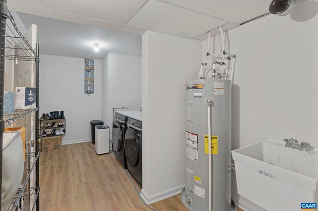 1265 MAPLE VIEW DR, Charlottesville, VA 22902