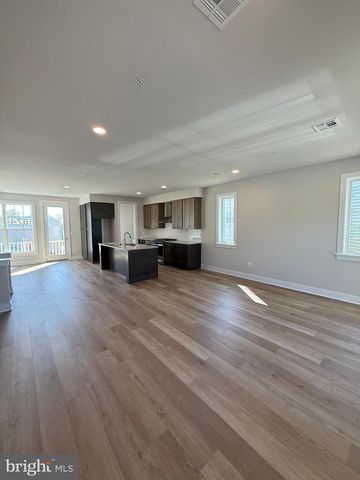 4129 RIDGEVIEW AVE, Mechanicsburg, PA 17055