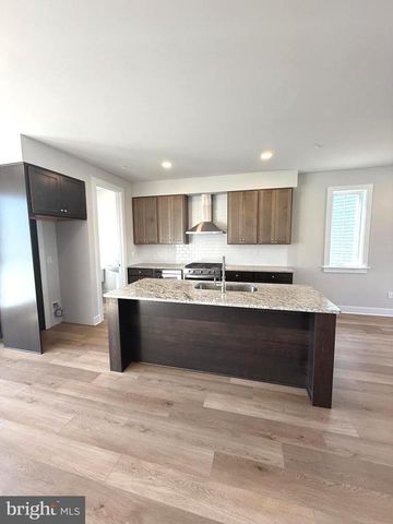 4129 RIDGEVIEW AVE, Mechanicsburg, PA 17055