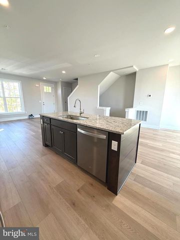 4129 RIDGEVIEW AVE, Mechanicsburg, PA 17055
