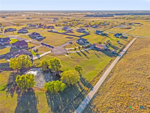 3065 N Sun Circle, Rogers, TX 76569