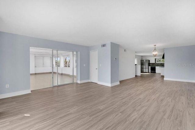 6670 BAY SHORE DRIVE, St Cloud, FL 34771