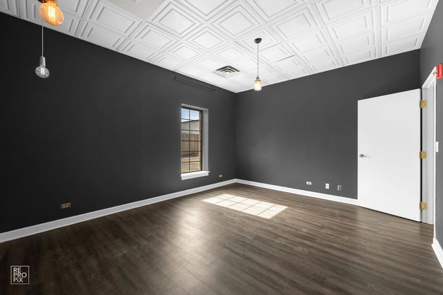 616 W CHILDS Street, Wheaton, IL 60187