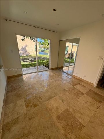 332 NW 47th Ave, Deerfield Beach, FL 33442