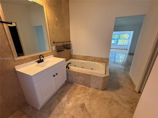 332 NW 47th Ave, Deerfield Beach, FL 33442