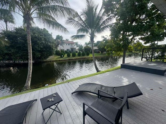 332 NW 47th Ave, Deerfield Beach, FL 33442