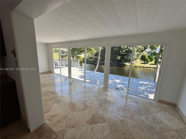 332 NW 47th Ave, Deerfield Beach, FL 33442