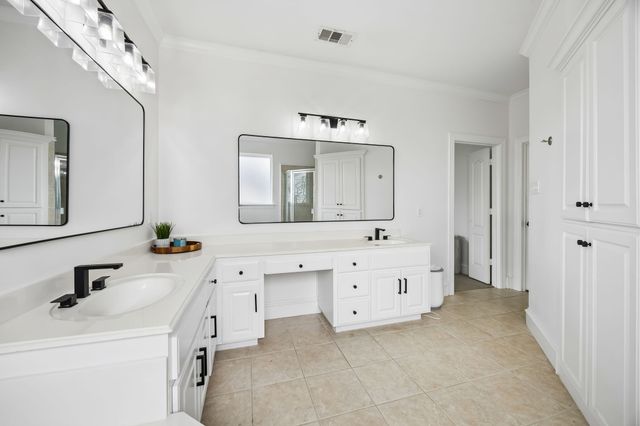 984 Equestrian Drive, Rockwall, TX 75032