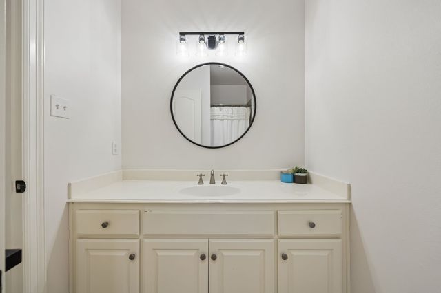 984 Equestrian Drive, Rockwall, TX 75032