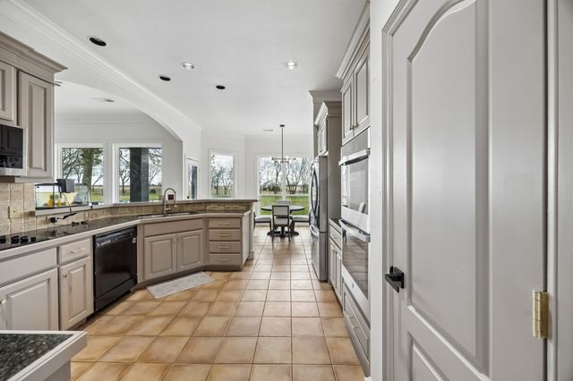 984 Equestrian Drive, Rockwall, TX 75032