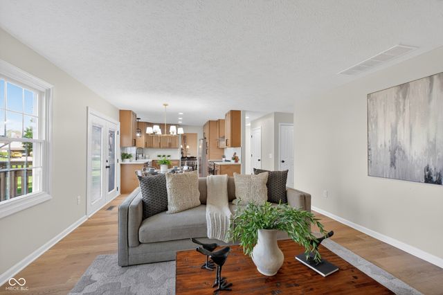 4864 Ashbrook Drive, Noblesville, IN 46062
