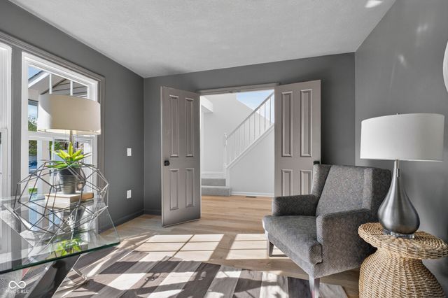 4864 Ashbrook Drive, Noblesville, IN 46062