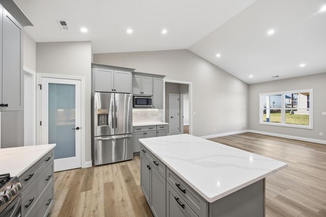 108 Peoples Meadow, Nicholasville, KY 40356