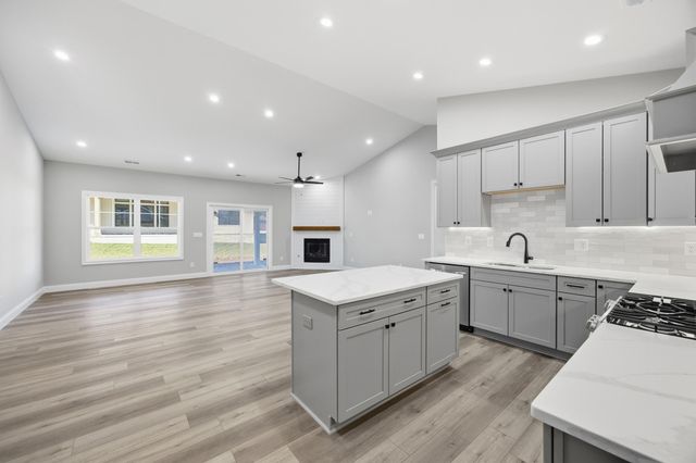 108 Peoples Meadow, Nicholasville, KY 40356