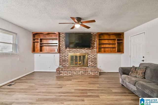 929 5TH WAY, Pleasant Grove, AL 35127