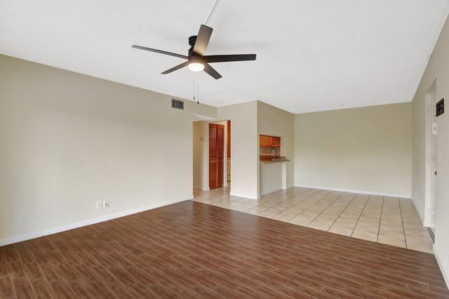 616 SEA PINE Way C2, Greenacres, FL 33415