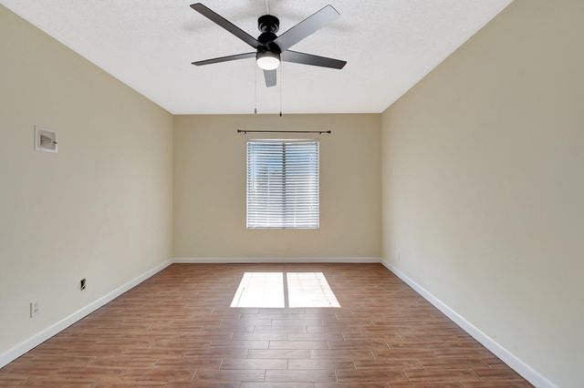 616 SEA PINE Way C2, Greenacres, FL 33415