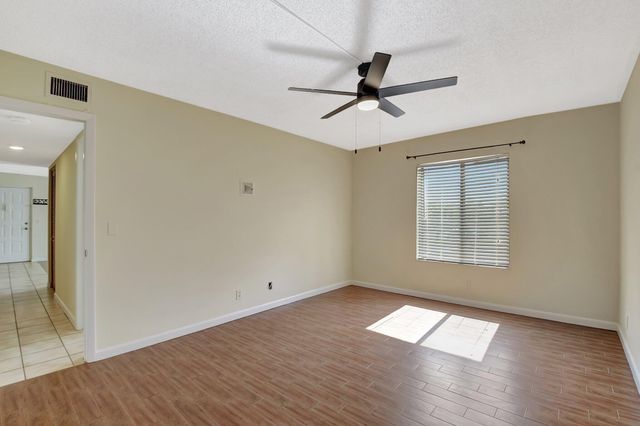 616 SEA PINE Way C2, Greenacres, FL 33415