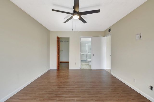 616 SEA PINE Way C2, Greenacres, FL 33415