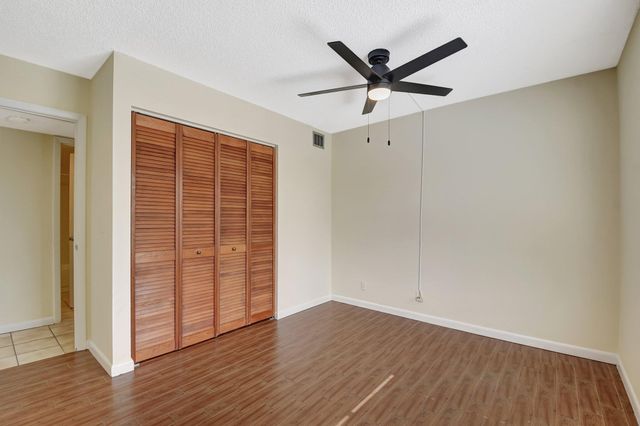 616 SEA PINE Way C2, Greenacres, FL 33415