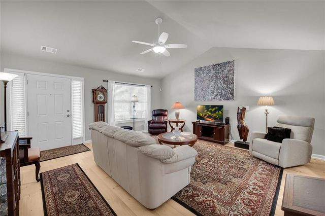 105 Briarcrest Drive, Jefferson, GA 30549