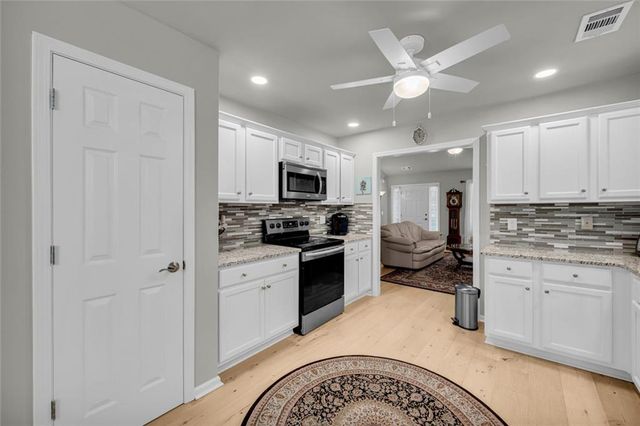 105 Briarcrest Drive, Jefferson, GA 30549