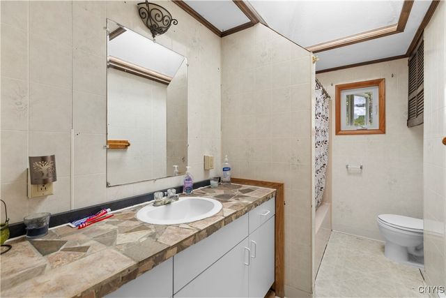 4273 State Route 26, Vernon, NY 13476