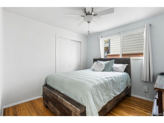 1889 Queens Dr, Longmont, CO 80501