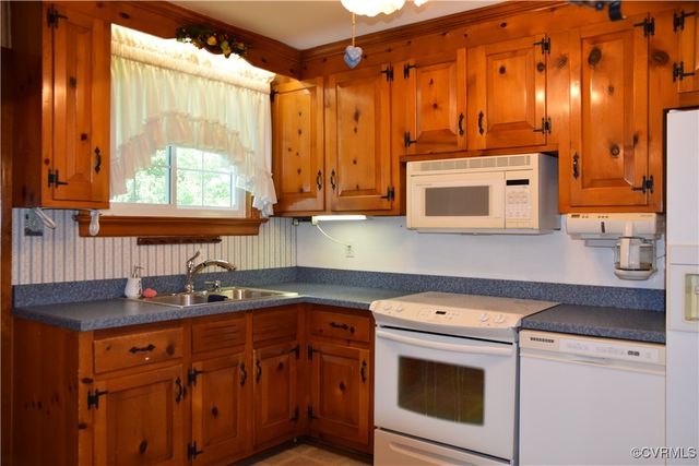 7962 Wynbrook Ln, Mechanicsville, VA 23111