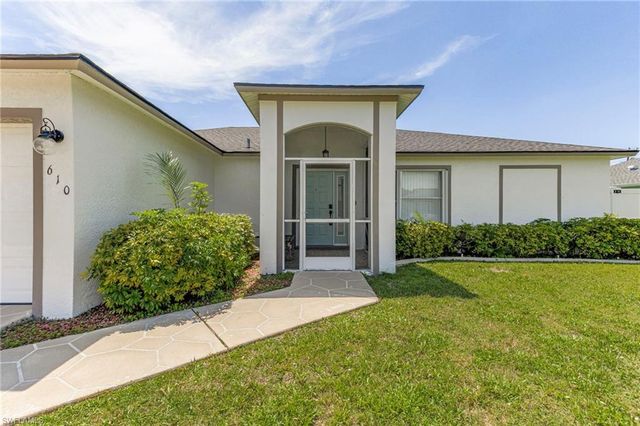 610 21st LN, Cape Coral, FL 33990
