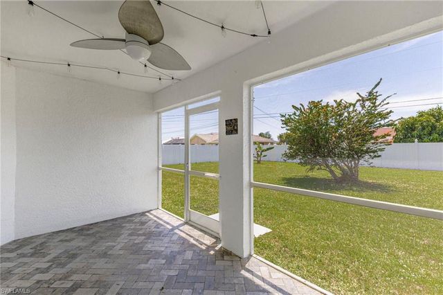 610 21st LN, Cape Coral, FL 33990