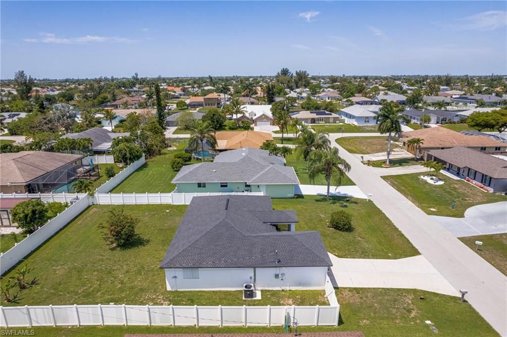 610 21st LN, CAPE CORAL, FL 33990 — photo 3
