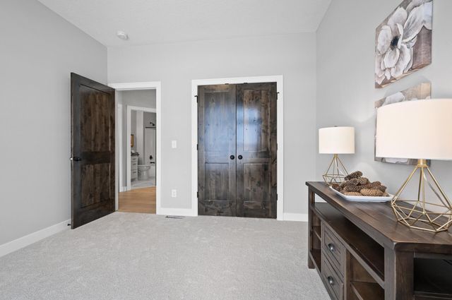 17870 Urbank Street NE, Ham Lake, MN 55304