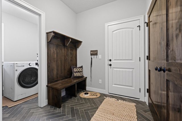 17870 Urbank Street NE, Ham Lake, MN 55304