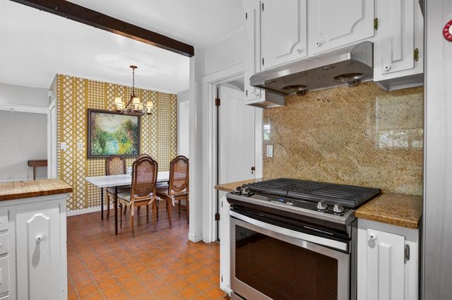 4117 H St, Sacramento, CA 95819