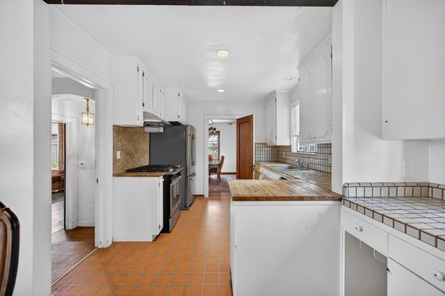 4117 H St, Sacramento, CA 95819