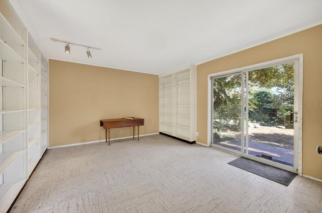 4117 H St, Sacramento, CA 95819