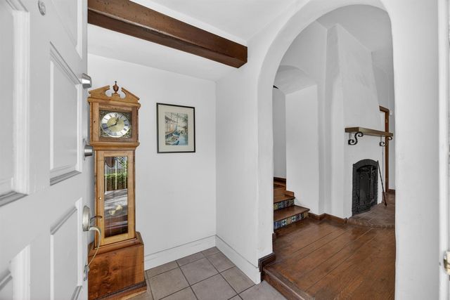 4117 H St, Sacramento, CA 95819