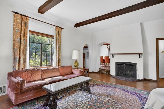 4117 H St, Sacramento, CA 95819