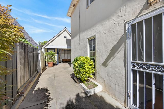 4117 H St, Sacramento, CA 95819