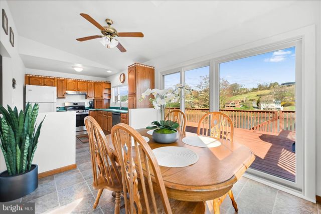 457 WYNONAH DR, Auburn, PA 17922